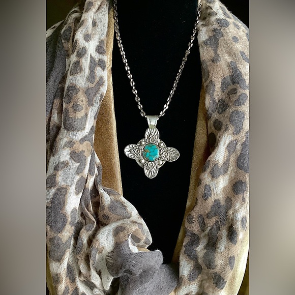 Necklace, turquoise - Picture 4 of 6